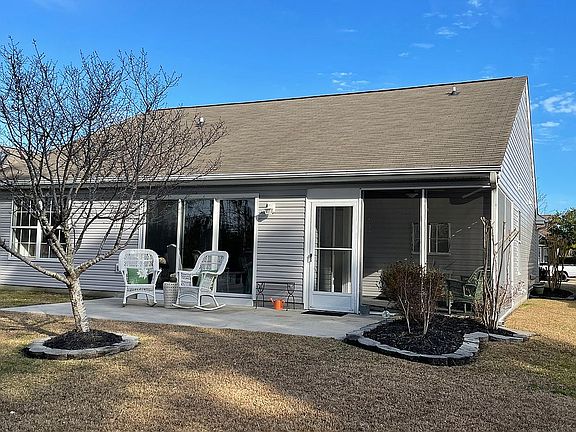 Back patio & screened porch