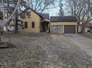 722 Range St, North Mankato, MN 56003