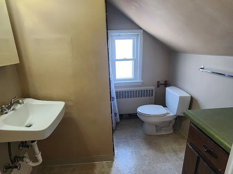 1335 Washington Blvd — Photo 11