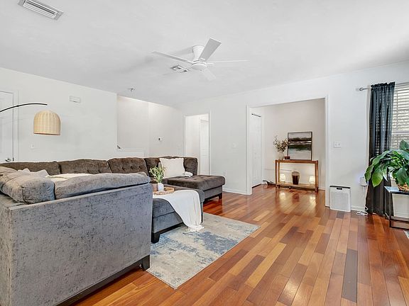 5th image of 2563 Chandalar Ln