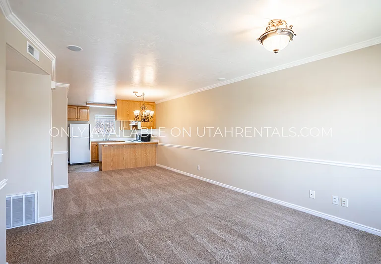 1512 S 175 E — Photo 2
