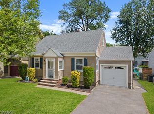 166 Beverly Hill Rd, Clifton City, NJ 07012