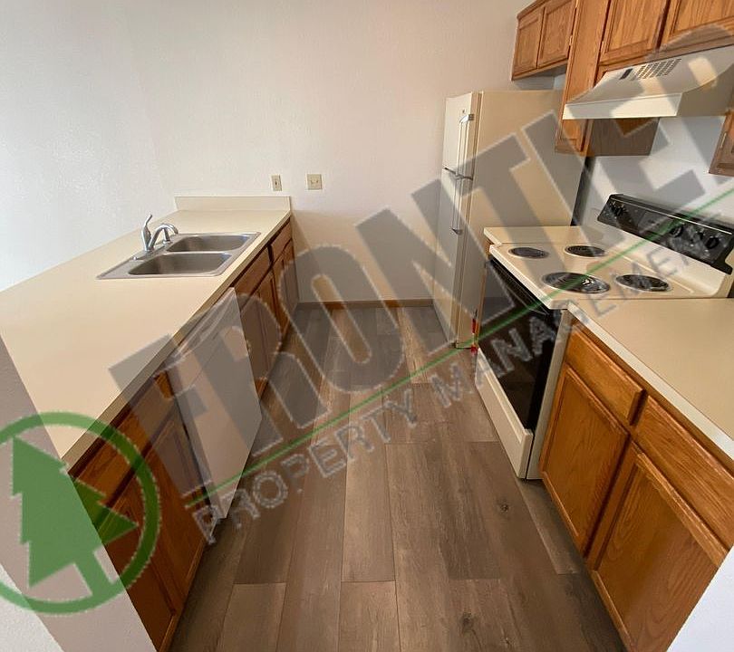 1st image of 211 McGoodwin Ave #0