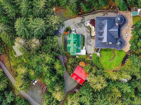 2nd image of 643 Southwood Dr