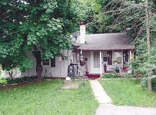 216 Roxbury Rd, Shippensburg, PA 17257