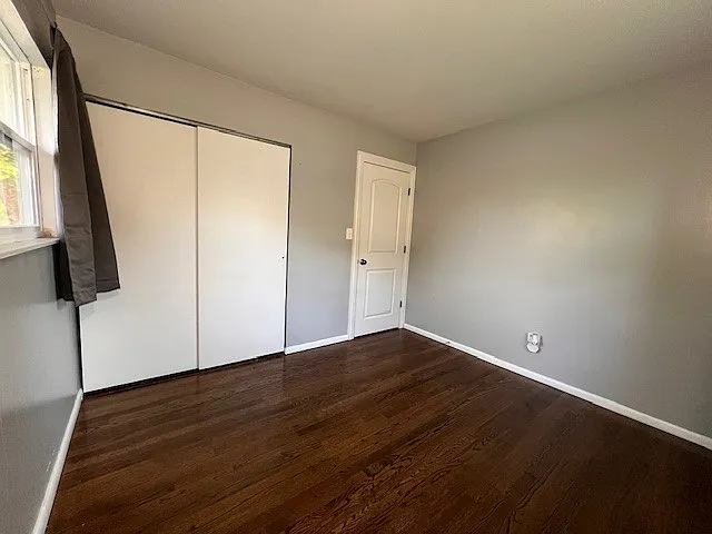 805 Hollyberry Dr — Photo 9