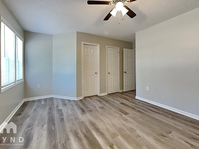105 Mary Michael Ln — Photo 8