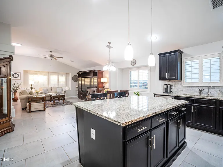 11364 Bullseye St — Photo 4