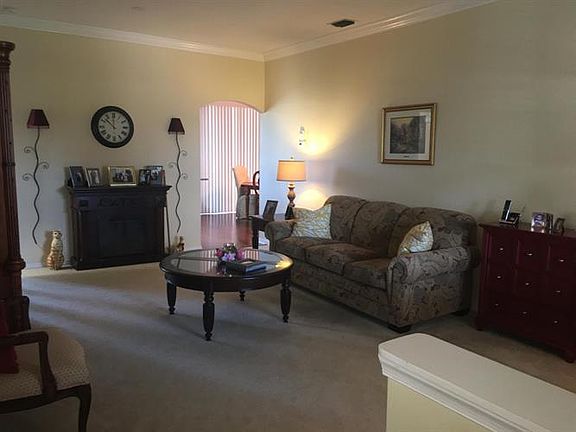 5th image of 1027 NW Tuscany Dr
