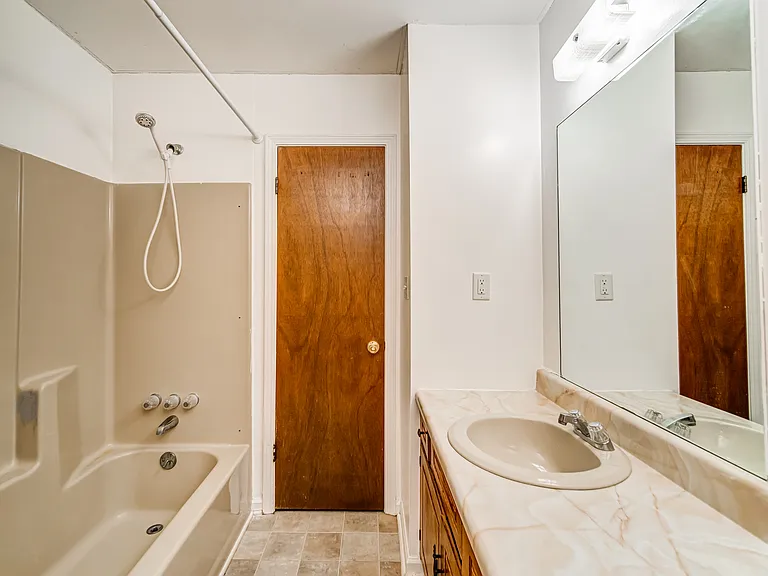 4355 E Paulding Dr — Photo 28
