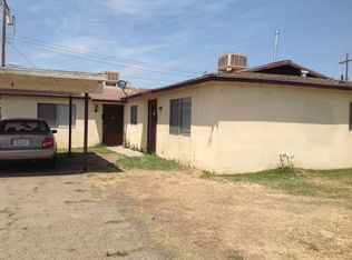 322 W Bardsley Ave, Tulare, CA 93274