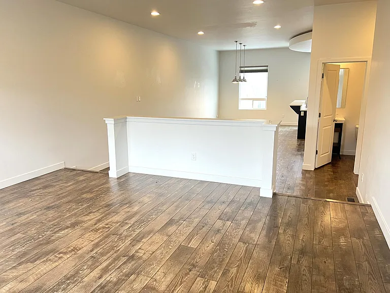 4652 W South Jordan Pkwy — Photo 15