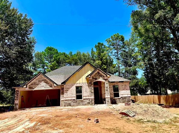 1407 Creekwood Ln, Longview, TX 75602