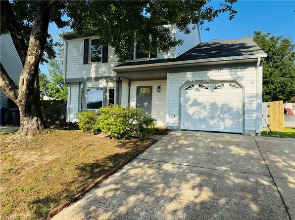 5732 Glen View Dr, Virginia Beach, VA 23464