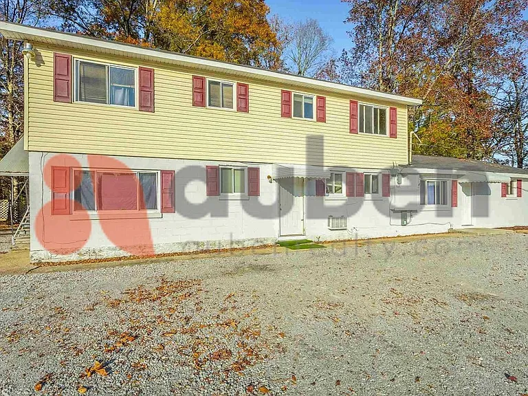 566 Julian Rd — Photo 1
