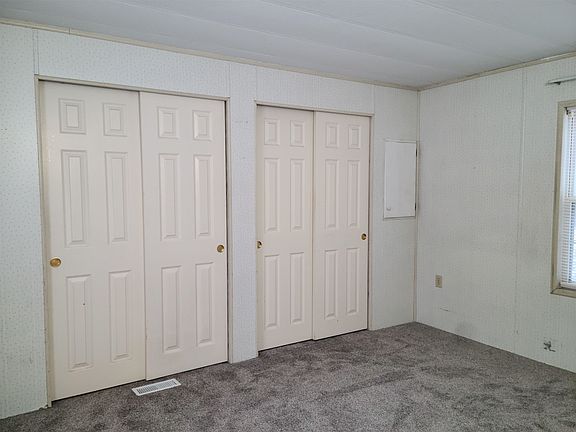 4th image of 7 Bayberry Lane