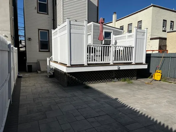 600 67th Street image 15 of 16