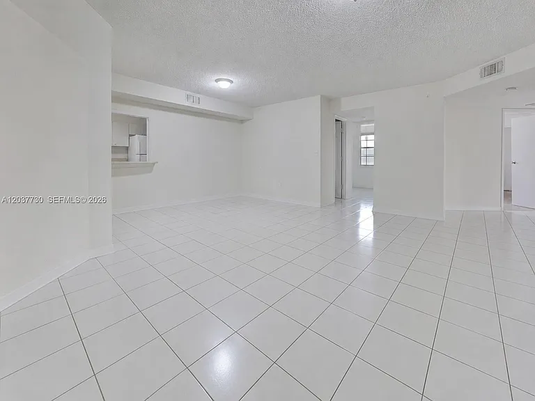 2622 SE 19th Ct #207-B — Photo 7