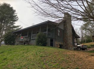 250 Beaver Walk Rd, Mountain City, TN 37683
