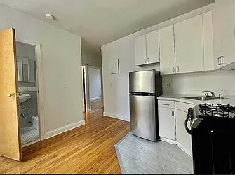 Rented by J PRESTON AND ASSOCIATES INC