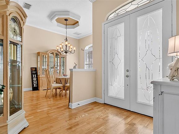 3rd image of 2301 Ridgeside Rd