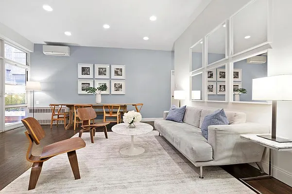 Sold by R New York | media 1