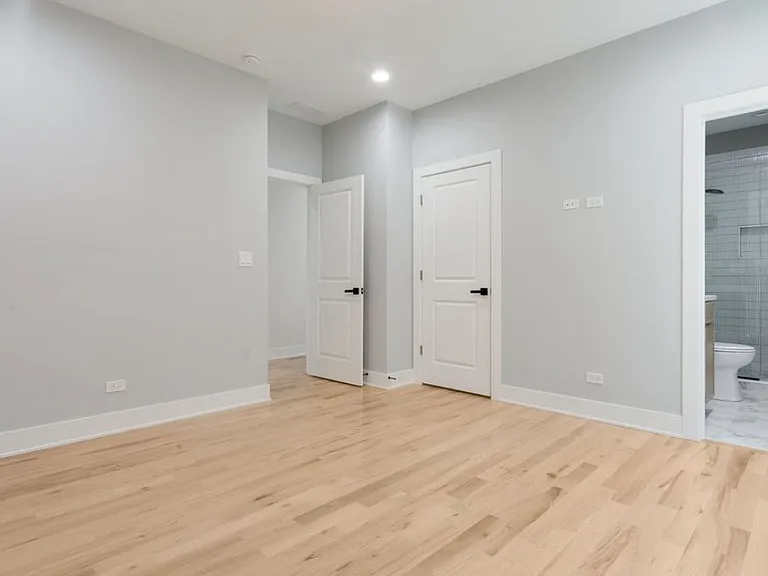 6404 S Vernon Ave #2 — Photo 19