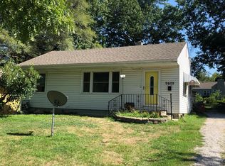 9609 E 31st St, Independence, MO 64052