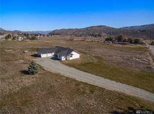 3 Barnholt Loop Rd, Okanogan, WA 98840