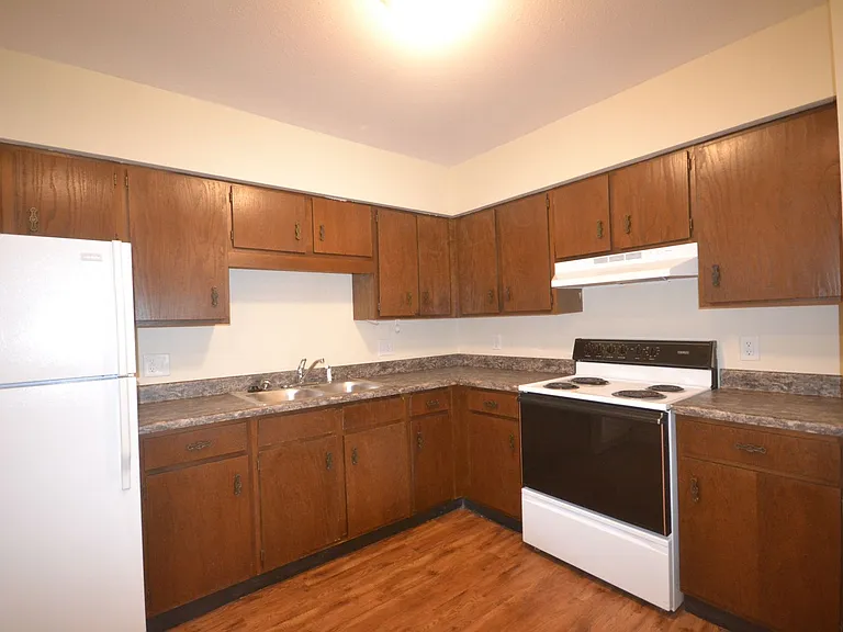 216 W Main St — Photo 1
