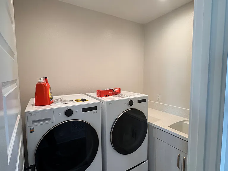 755 Alder Way #755 — Photo 16