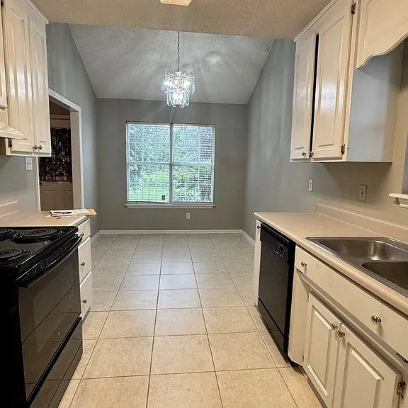 Merriman Ct — Photo 8