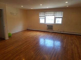 9412 89th Ave, Woodhaven, NY 11421
