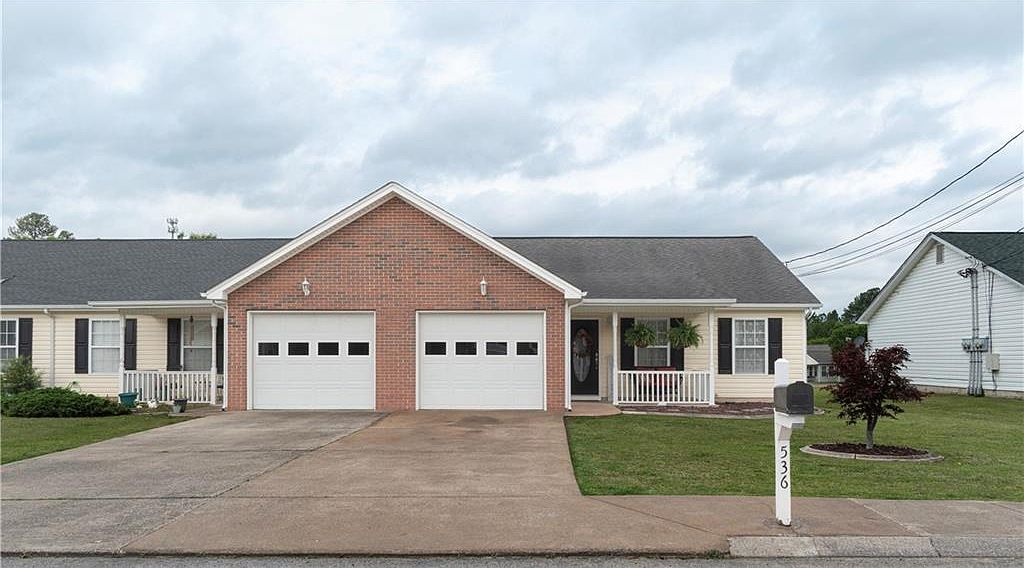 536 Flagstone Dr, Rossville, GA 30741 Zillow