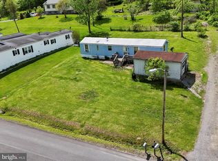 13101 Bowling St, Cumberland, MD 21502