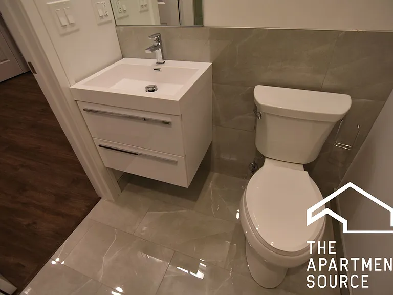 3212 N Halsted St #1 — Photo 12