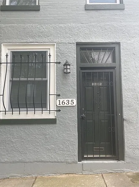 1635 Frederick Ave