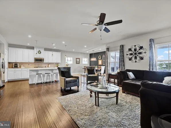 506 Ladywell St, Middle River, MD 21220