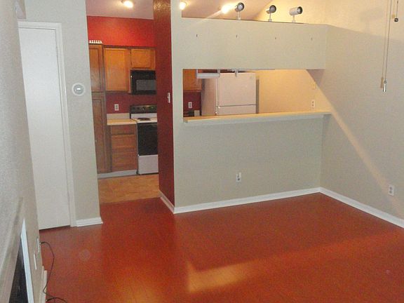 5th image of 2121 El Paseo St APT 1206