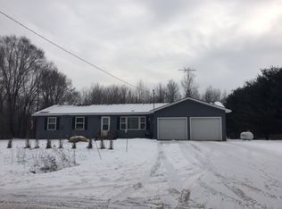 2591 Smith Rd, Beaverton, MI 48612