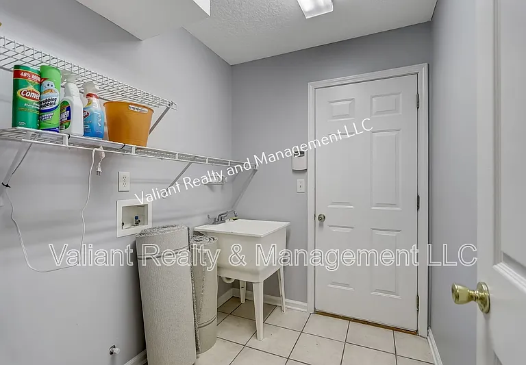 12197 Ripken Cir N — Photo 42