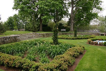 Gardens on Grounds