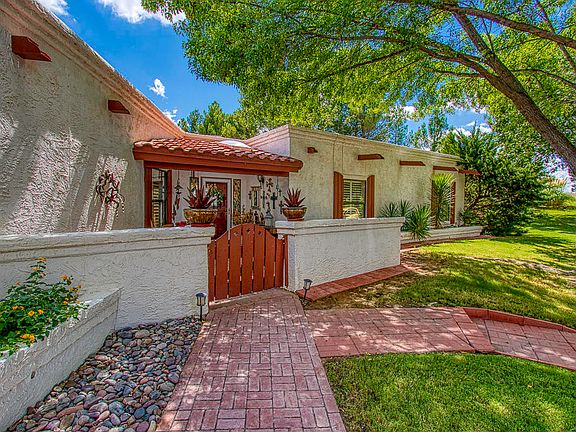 5th image of 139 Casas Bella Ln