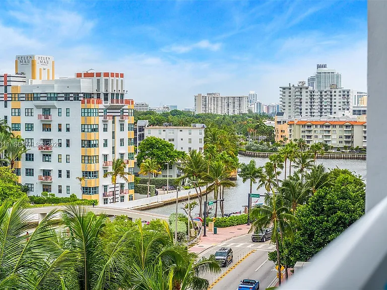 2301 Collins Ave #630 — Photo 50