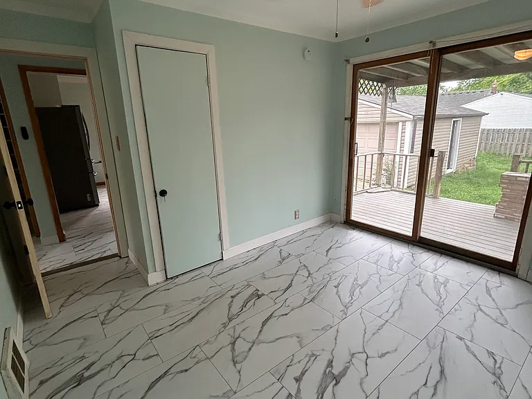26333 Eton Ave — Photo 5