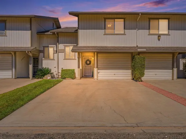 2023 E Laura Avenue, Visalia, CA 93292