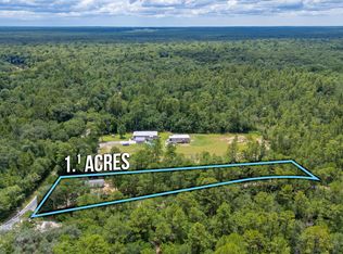 330 Dove Run Rd, Holt, FL 32564