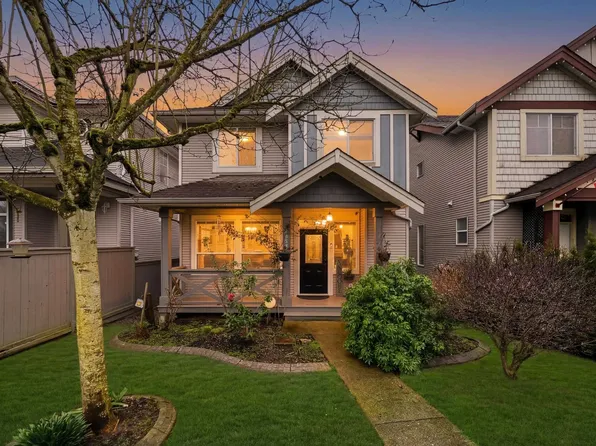 14858 56a Ave, Surrey, BC V3S 8X1