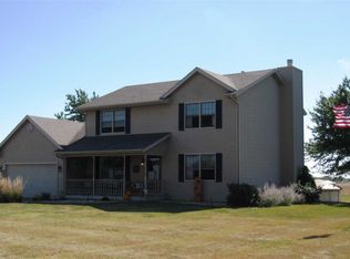 211 E South St, Wyoming, IL 61491