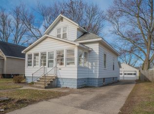 236 N Ottawa St, Zeeland, MI 49464